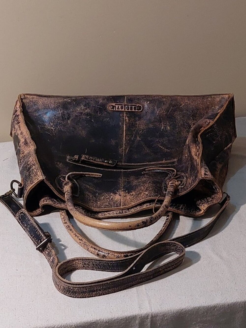 BED|STU Rockaway Brown/Black Lux Distressed Leather Shoulder/Crossbody Tote O/S - Picture 15 of 16